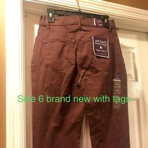 Pants size 6